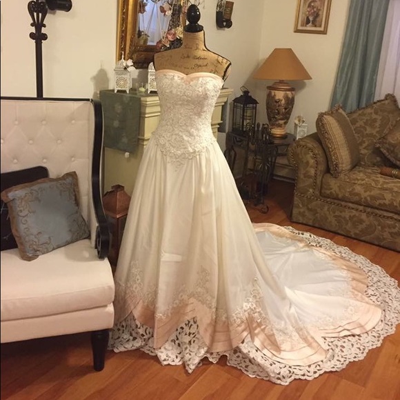 DaVinci Satin Sweetheart Ball Gown Beaded Lace - Picture 5 of 8